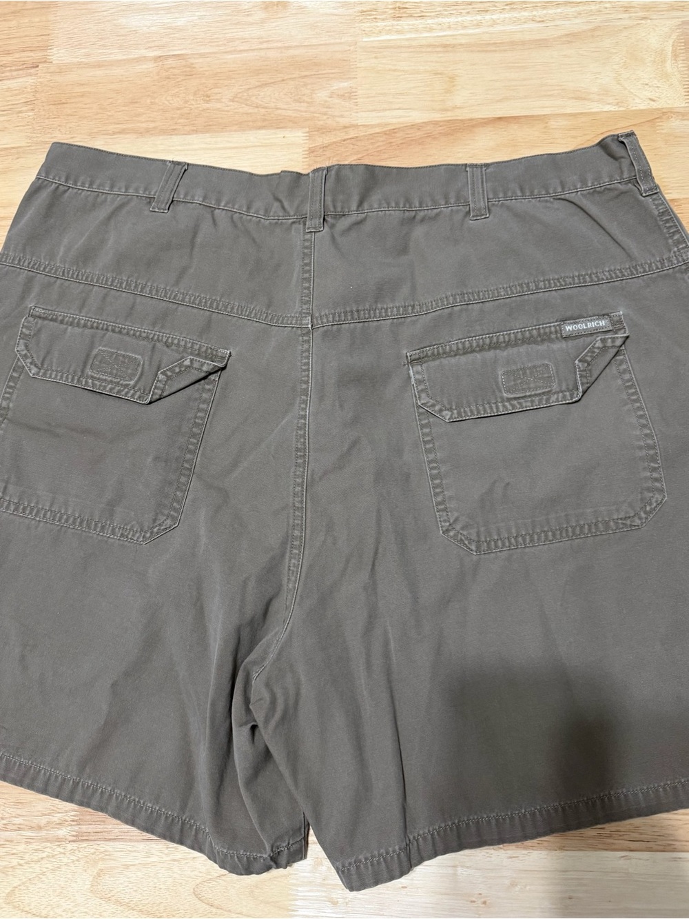 Woolrich Men's Olive Green Cargo Shorts size 36 - Picture 2 of 5